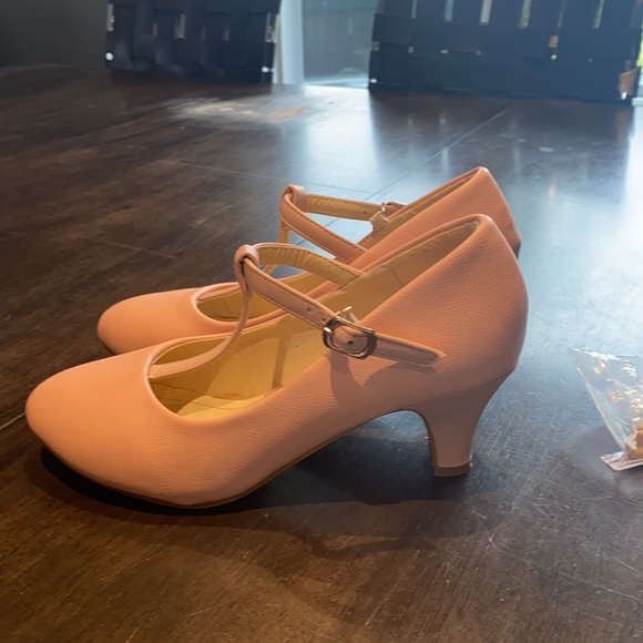 S2 designed high heels - Picture 3 of 3